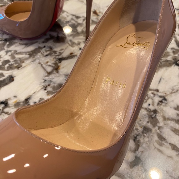 Christian Louboutin Nude Patent Leather Heels - Picture 5 of 14
